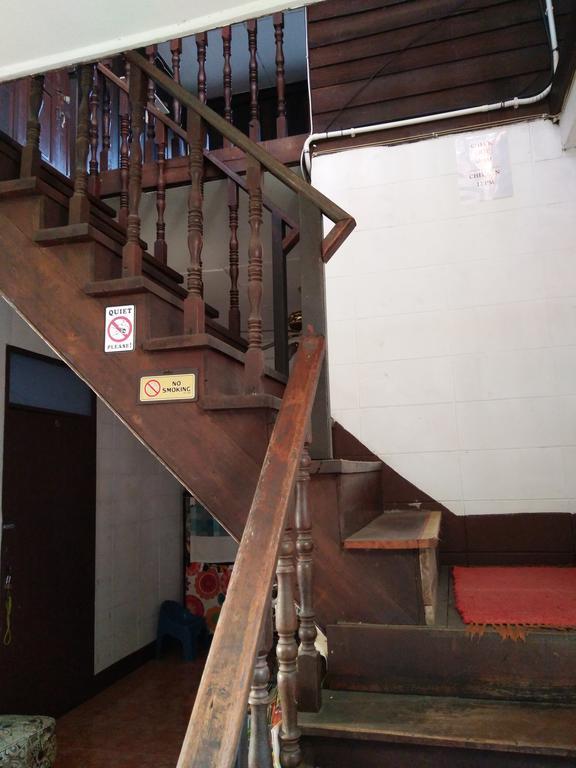 Samlanjed Guesthouse Чиангмай Экстерьер фото