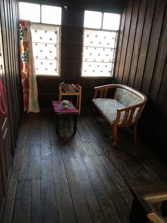 Samlanjed Guesthouse Чиангмай Экстерьер фото